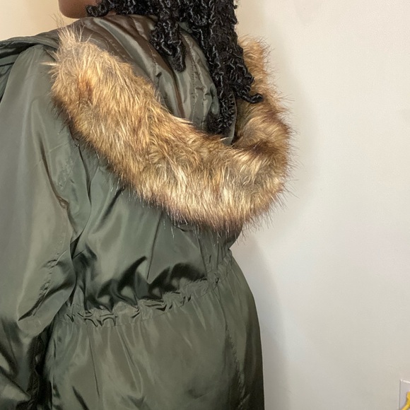 Forest green coat - Picture 3 of 6